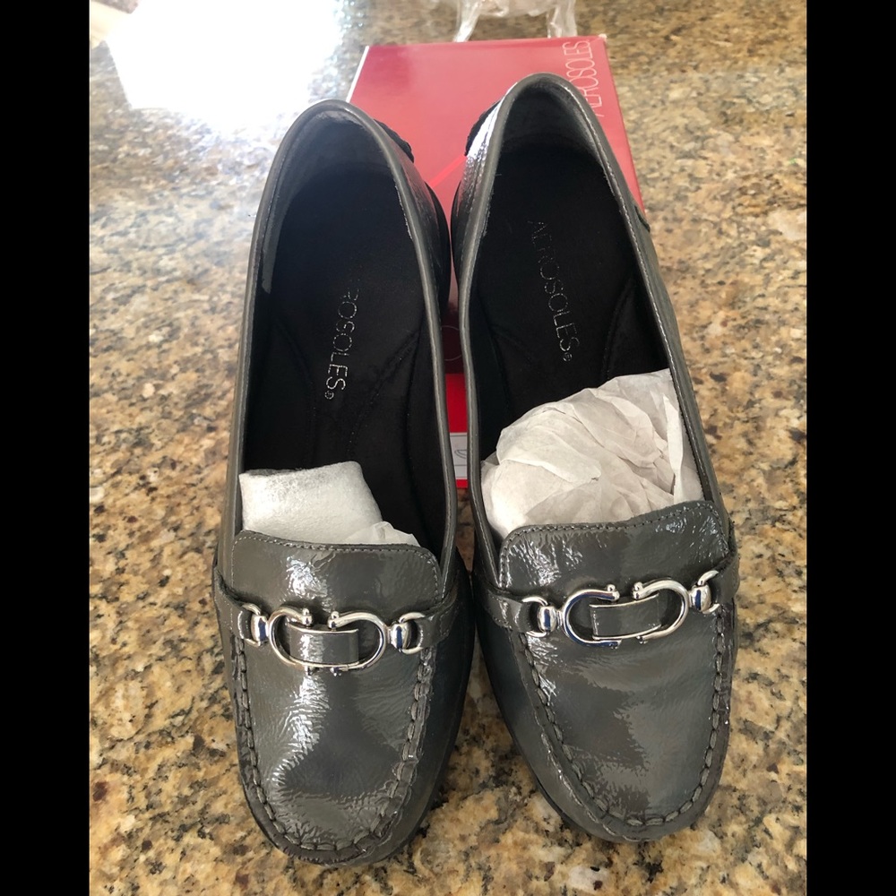 Gray patent leather with silver detail